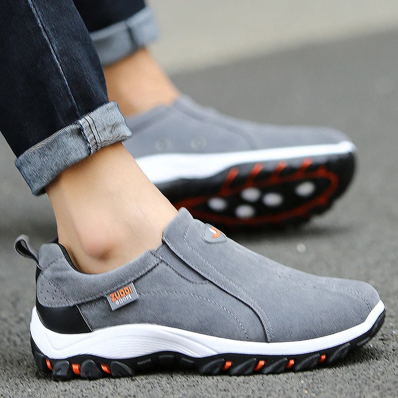 Lightweight Breathable Men's Outdoor Casual Shoes for Spring and Autumn