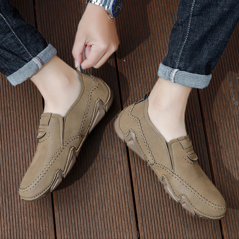 Casual Men's Loafers with Fashionable Sporty Style for Spring and Summer, featuring Soft Soles for Outdoor Comfort